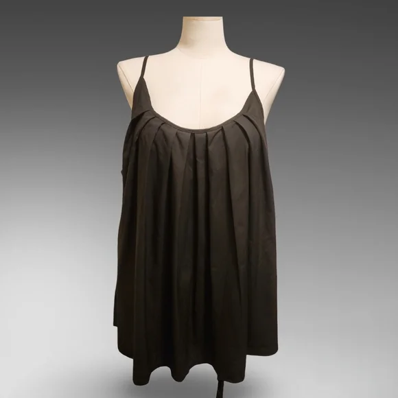 Dark Camo Green Pleated Babydoll Sleeveless Camisole Top - Picture 6 of 11